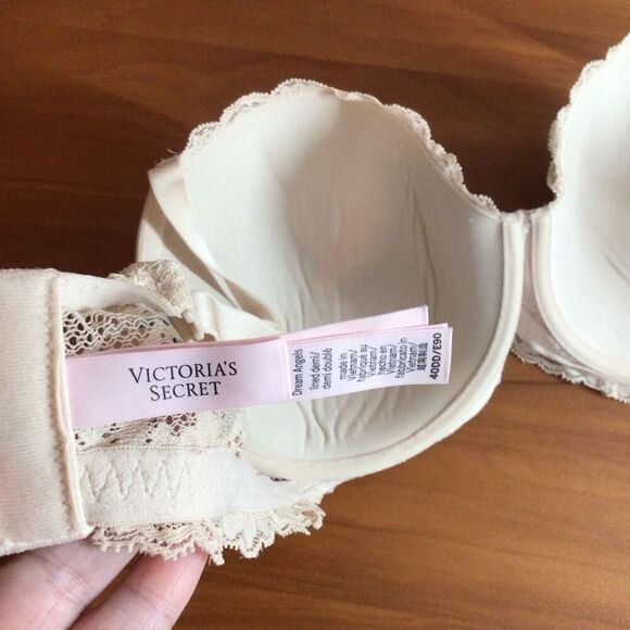 Woman’s Victoria Secret Cream Dream Angels Lined Demi Lace Bra Size 40DD - Picture 5 of 6